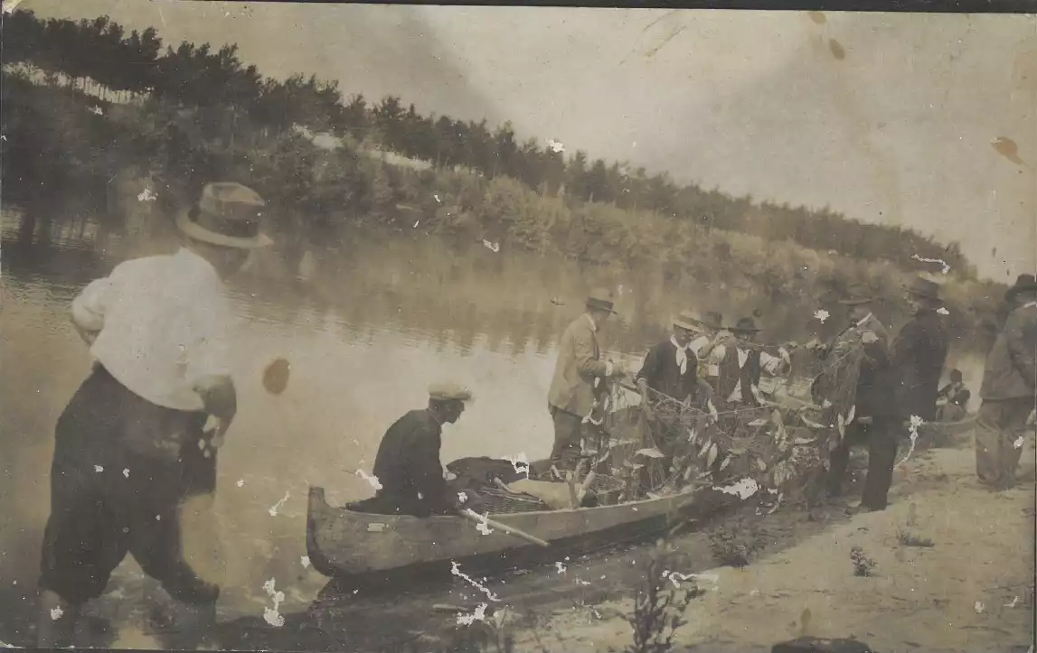 Foto pescatori sul fiume Bormida - 1927