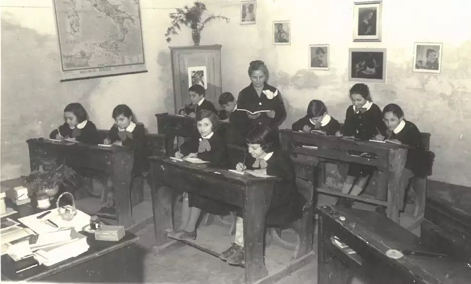 Scuola ELEMENTARE GAMALERO (anno 1957)